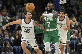 献6次助攻 献6次助攻