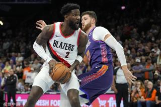 在莱万效力 在莱万效力