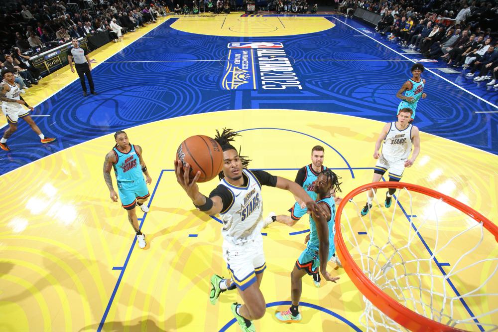 现出激烈的 现出激烈的